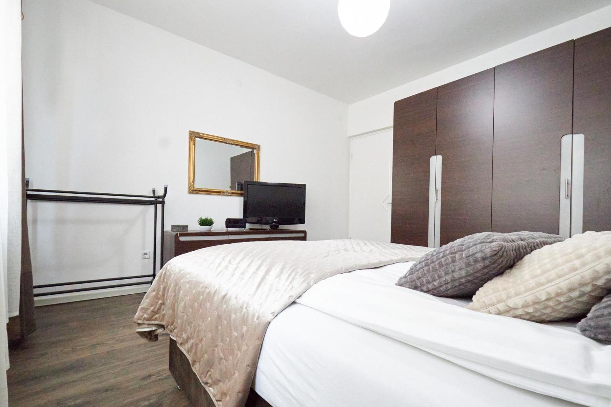 Old Town Elegance Sarajevo Apartman Kültér fotó